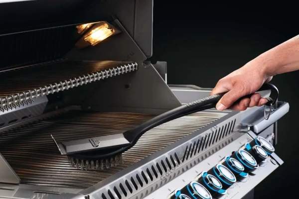 Щетка PREMIUM для чистки решеток гриля с ворсом из нерж. стали, NAPOLEON