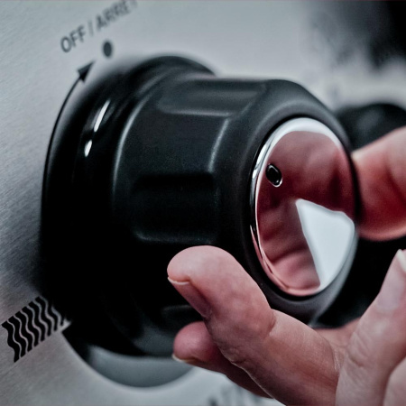 Газовый гриль BROIL KING Crown 440 с конфоркой