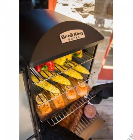 Газовая коптильня BROIL KING Vertical Gas Smoker, 4,4кВт.